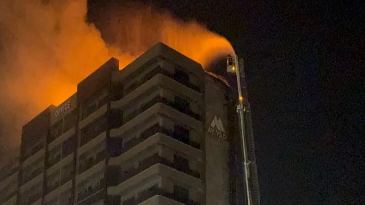 Diyarbakır'daki yüksek katlı binadaki yangının nedeni belli oldu