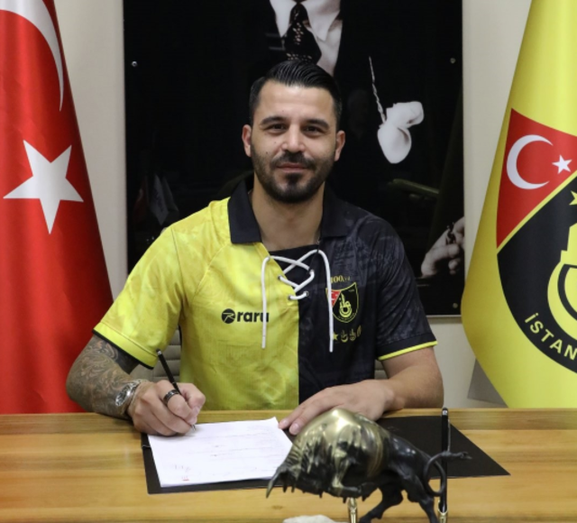 İstanbulspor, Mamadou Fall ve Aytaç Kara'yı Kadrosuna Dahil Etti