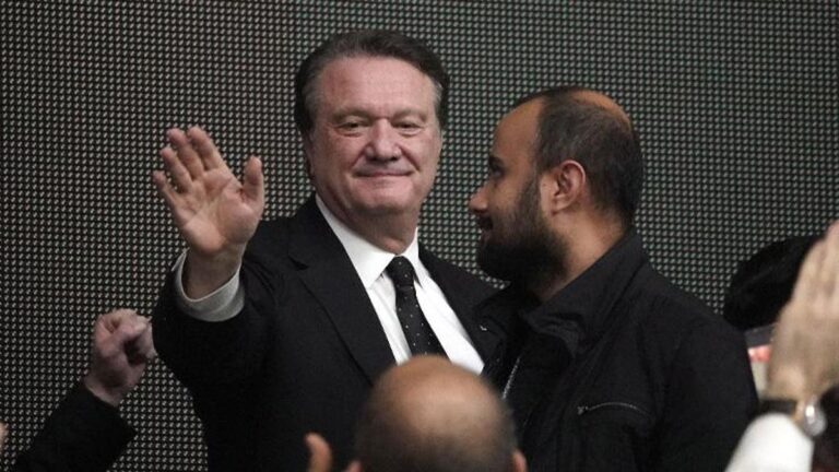 SON HABERLER | Beşiktaş başkanı Hasan Arat istifa etti!